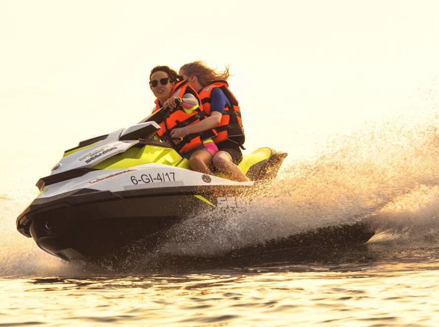 Alquiler de motos de agua en grupos