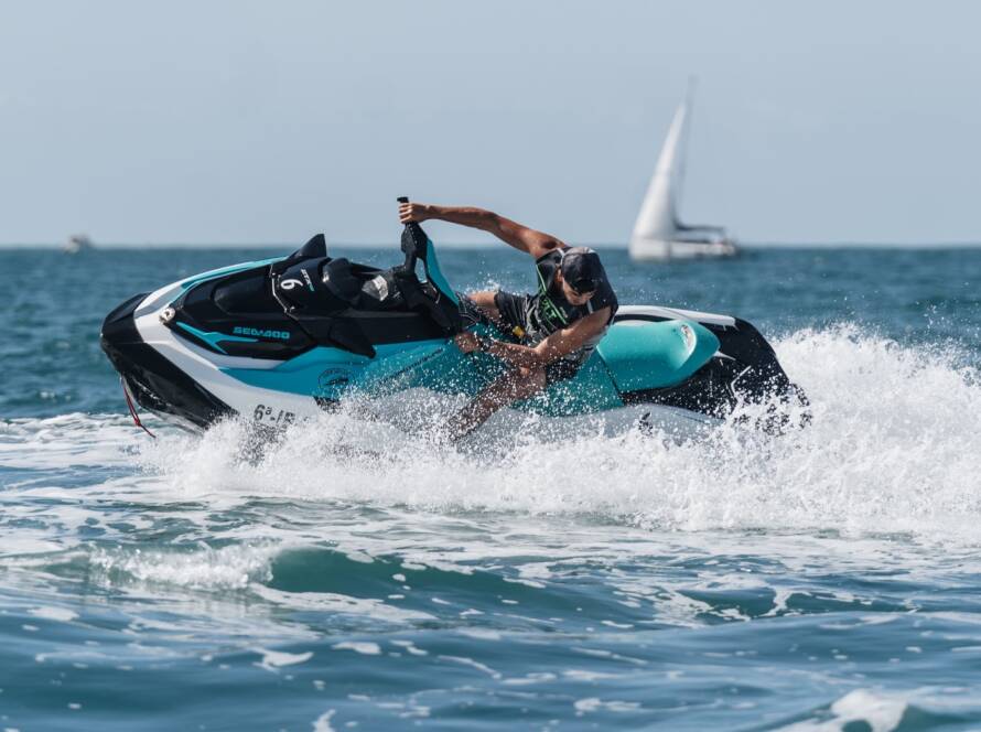 Alquiler de motos de agua
