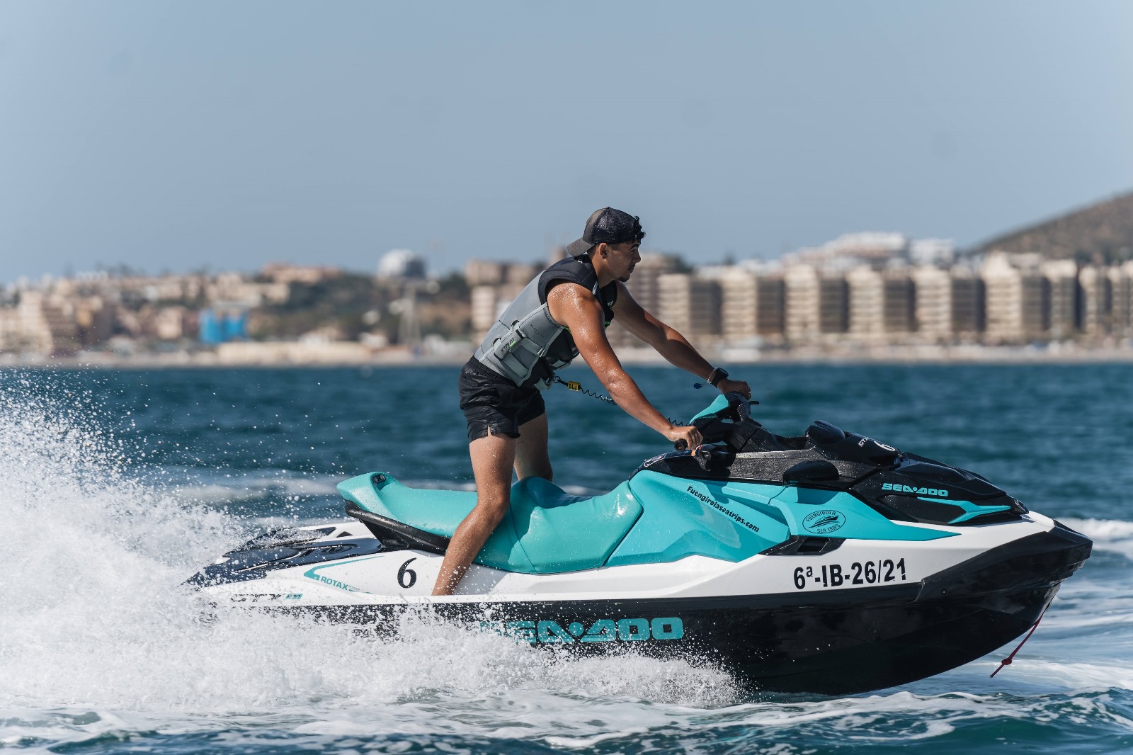 Motos de agua Fuengirola | Alquiler y actividades Alquila motos de agua en Fuengirola con Motos de agua Fuengirola | Alquiler y actividades para excursiones y rutas divertidas