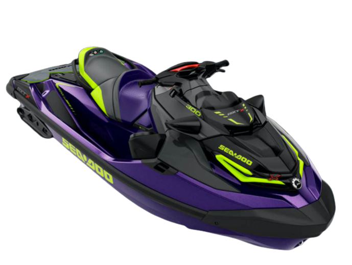 moto-de-agua-sea-doo-rxt-x-rsp-300-ibiza Moto de agua Sea-Doo RXT X RSP 300 flotando en el mar frente a la costa de Ibiza, Islas Baleares.
