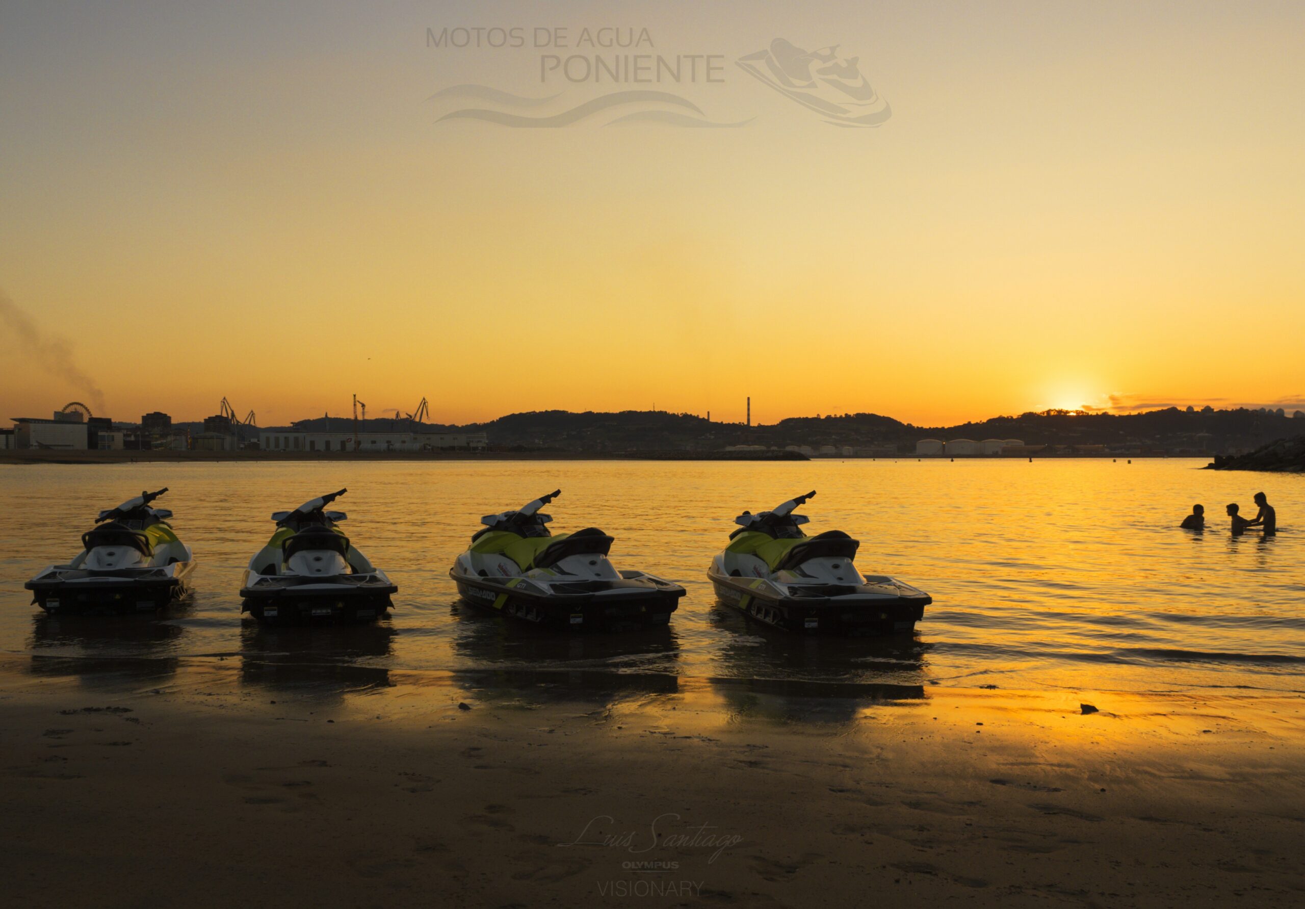 Alquila una moto de agua y moto acuática Sea-Doo en Valencia y disfruta de rutas y excursiones emocionantes por la costa, explorando playas, calas y paisajes impresionantes a bordo de una potente Sea-Doo, ideal para aventuras individuales o en grupo