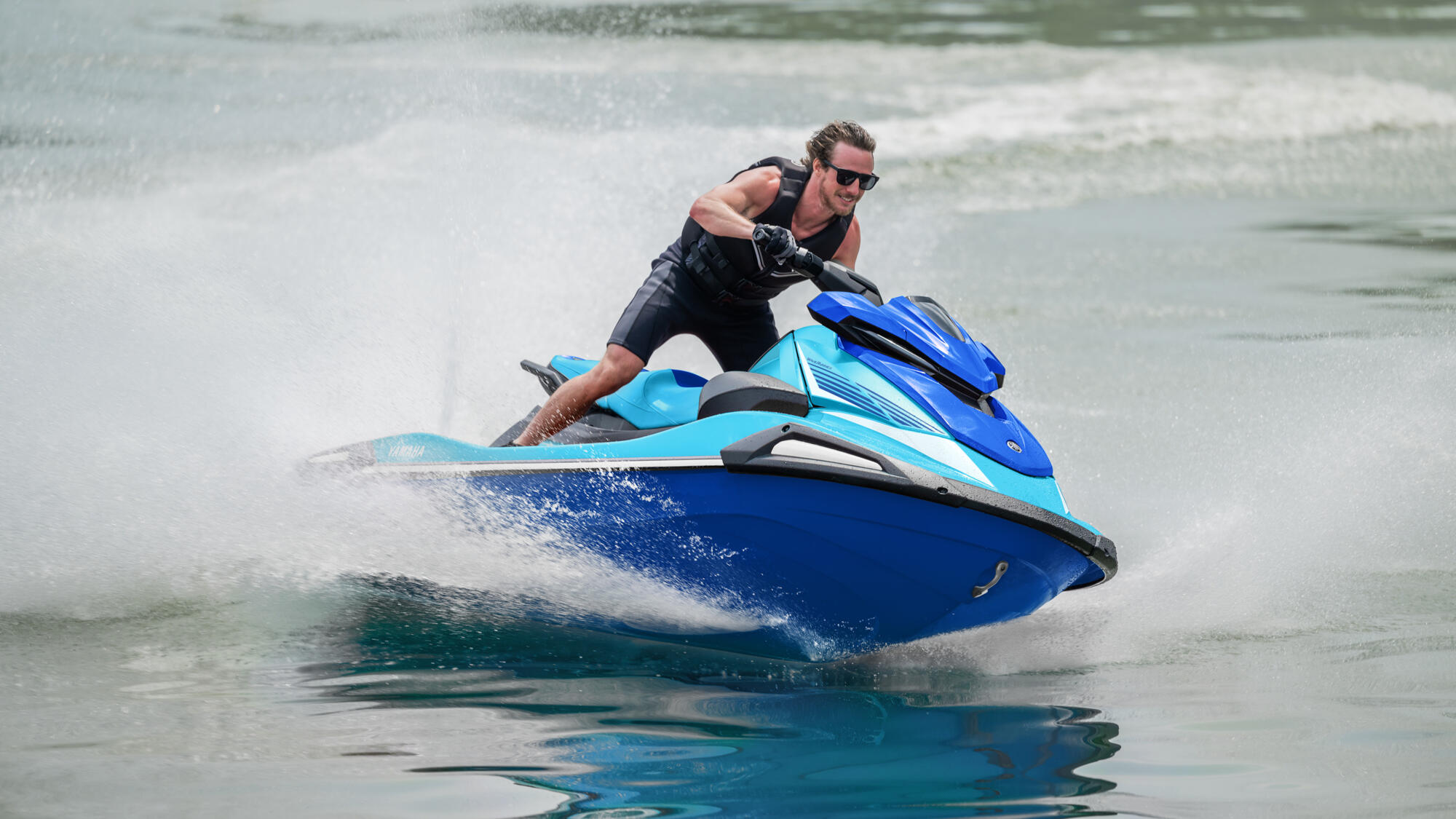 Alquiler-de-motos-de-agua-en-castelldefels Ruta en moto acuática jetski Yamaha en Cataluña por la Costa del Garraf desde Port Garraf y playas de Sitges, Castelldefels y Gavà